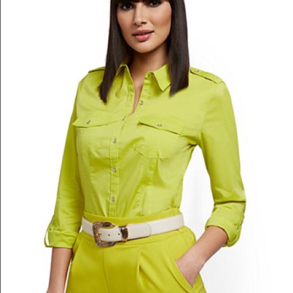 NY and Co. XS Button down top - Picture 3 of 7